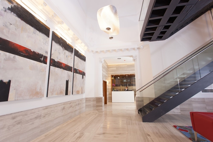 Imagen de los interiores del Hotel Cismigiu. Foto 17