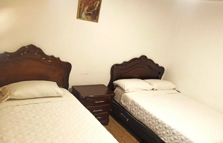 Imagen de la habitación del Hotel Cisne. Foto 13