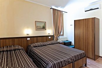 Imagen general del Hotel Cisterna. Foto 4