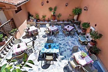 Imagen general del Hotel Cisterna. Foto 5