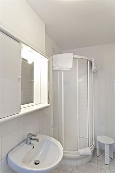 Imagen general del Hotel Cisterna. Foto 10