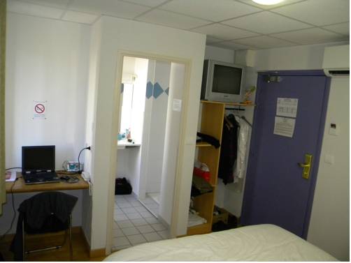 Imagen de la habitación del Hotel Cit'Hotel Restaurant Bowling de Millau. Foto 6