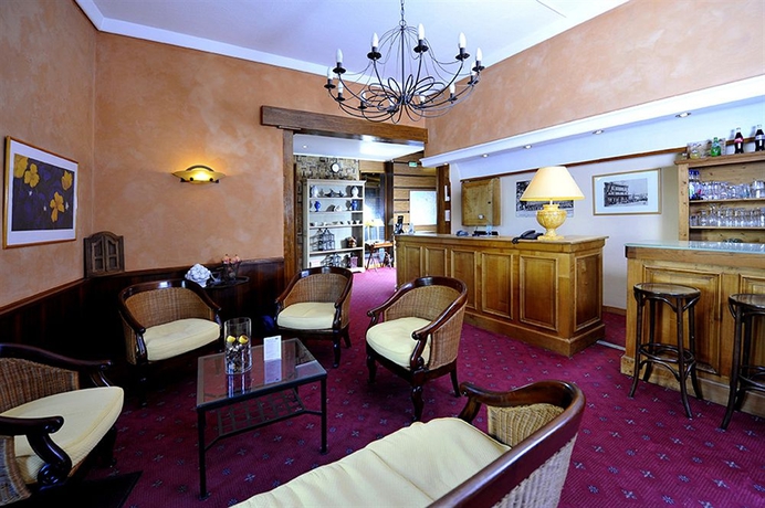 Imagen de los interiores del Hotel Cit'Hotel le Louvre. Foto 11