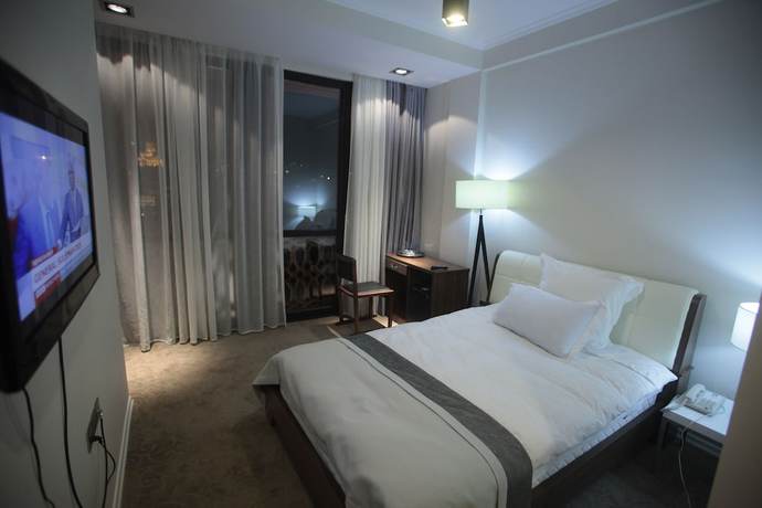 Imagen de la habitación del Hotel Citadel Narikala. Foto 14