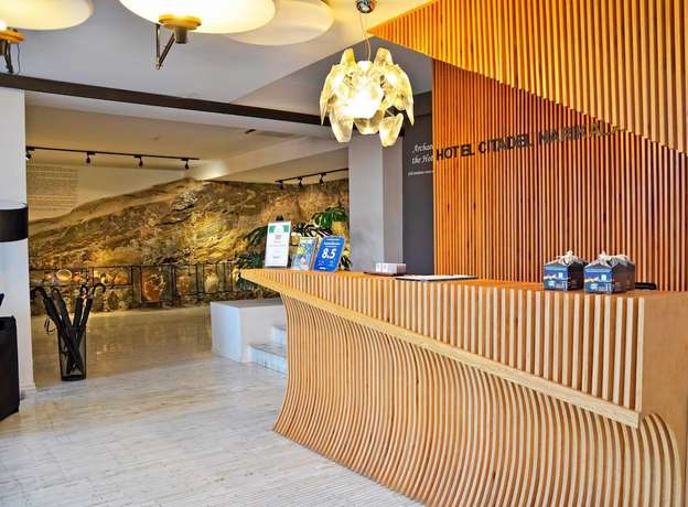Imagen de los interiores del Hotel Citadel Narikala. Foto 20