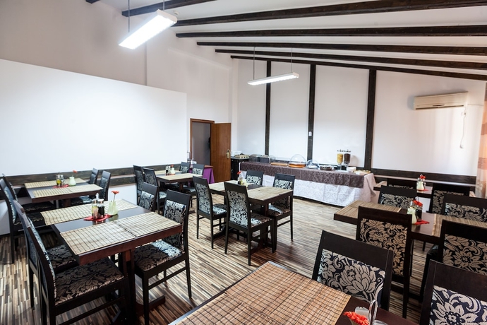 Imagen del bar/restaurante del Hotel Citadella Bucuresti. Foto 5