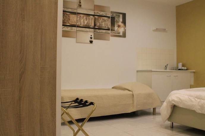Imagen de la habitación del Hotel Citadelle, BEZIERS. Foto 6