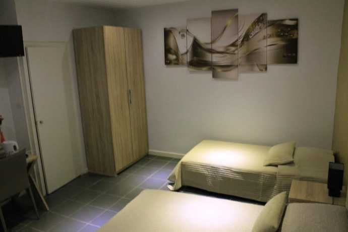Imagen de la habitación del Hotel Citadelle, BEZIERS. Foto 12