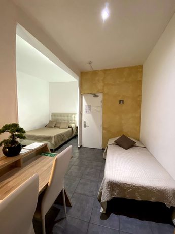 Imagen de la habitación del Hotel Citadelle, BEZIERS. Foto 14