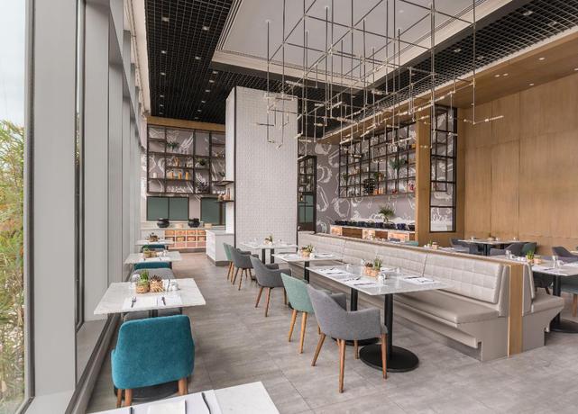 Imagen del bar/restaurante del Hotel Citadines Bay City Manila. Foto 7