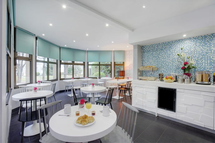 Imagen del bar/restaurante del Hotel Citadines City Centre Grenoble. Foto 5