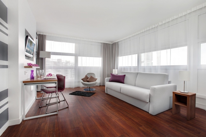 Imagen de los interiores del Hotel Citadines City Centre Lille. Foto 11