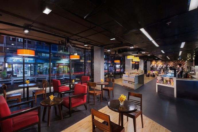 Imagen de los interiores del Hotel Citadines Grand Central Sri Racha. Foto 11