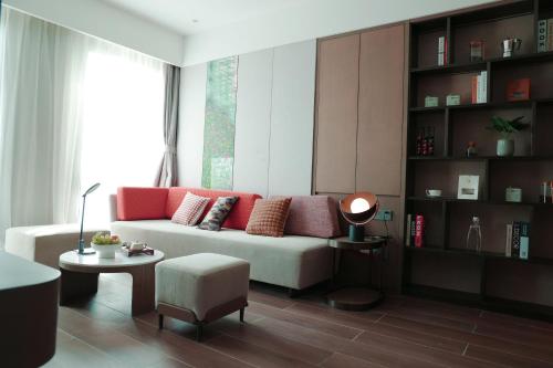 Imagen general del Hotel Citadines Jinqiao Building Yantai. Foto 10