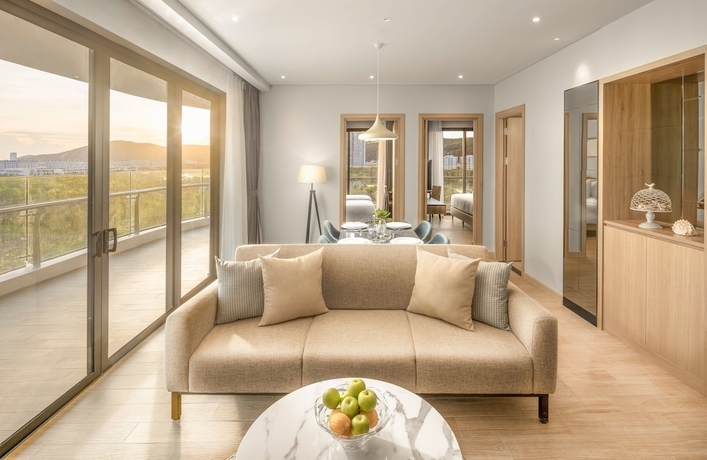 Imagen de la habitación del Hotel Citadines Marina Halong. Foto 6