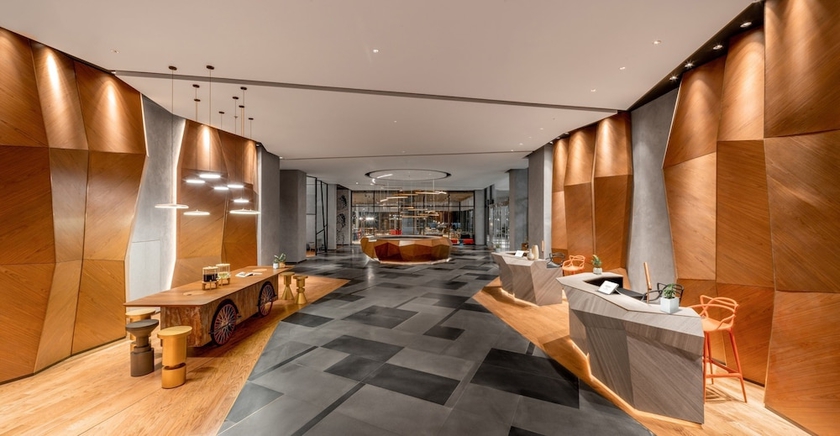 Imagen de los interiores del Hotel Citadines Marina Halong. Foto 18