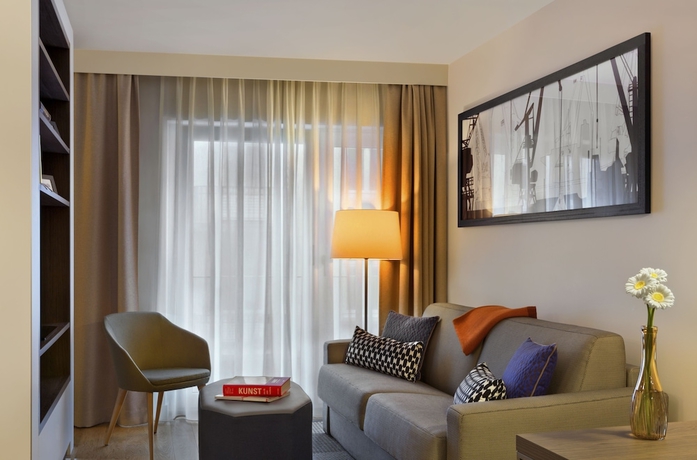 Imagen de la habitación del Hotel Citadines Michel Hamburg. Foto 7