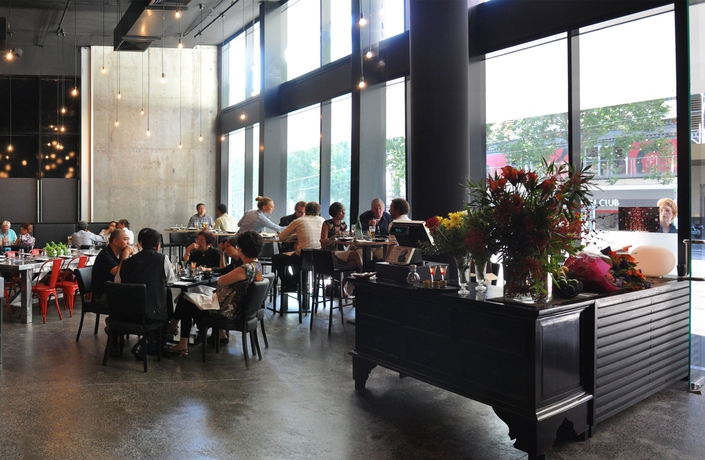 Imagen del bar/restaurante del Hotel Citadines On Bourke Melbourne. Foto 4
