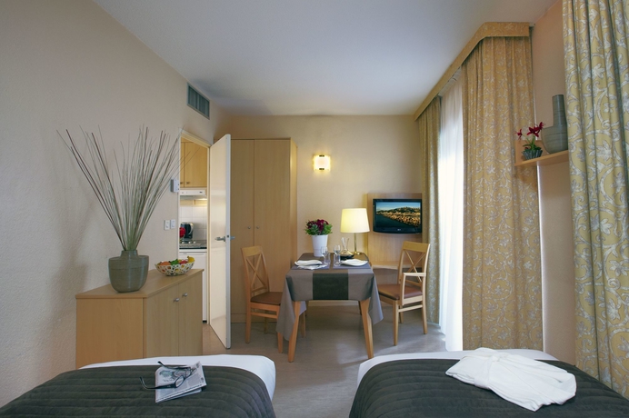 Imagen de la habitación del Hotel Citadines Prado Chanot Marseille. Foto 9