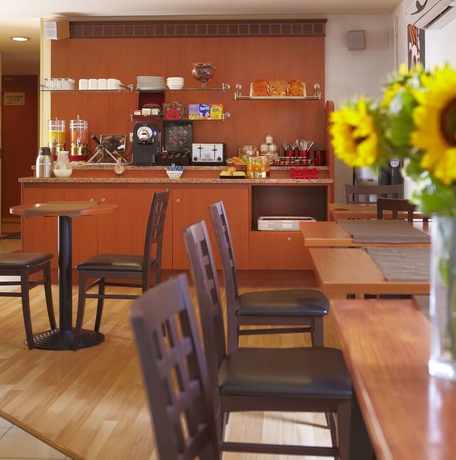 Imagen del bar/restaurante del Hotel Citadines Prado Chanot Marseille. Foto 4