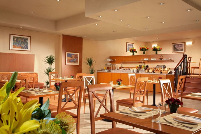 Imagen del bar/restaurante del Hotel Citadines Toison D'or Brussels. Foto 3