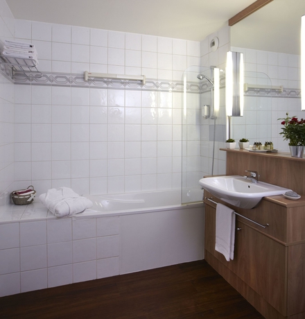 Imagen de la habitación del Hotel Citadines Trocadéro Paris. Foto 5