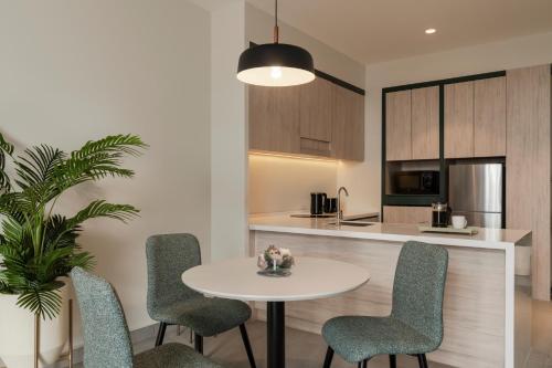 Imagen general del Hotel Citadines Waterfront Kota Kinabalu. Foto 5