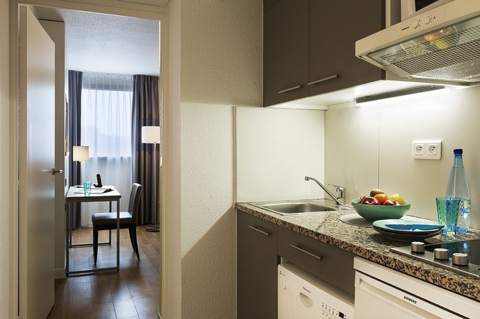 Imagen de la habitación del Hotel Citadines Wilson Toulouse. Foto 9