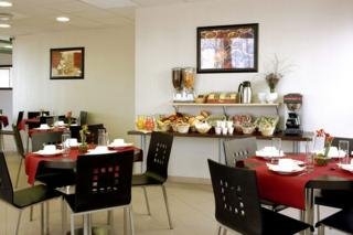 Imagen del bar/restaurante del Hotel Citea Montpellier Citadelle. Foto 2
