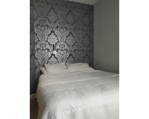 Imagen de la habitación del Hotel Citi Aberdeen. Foto 15