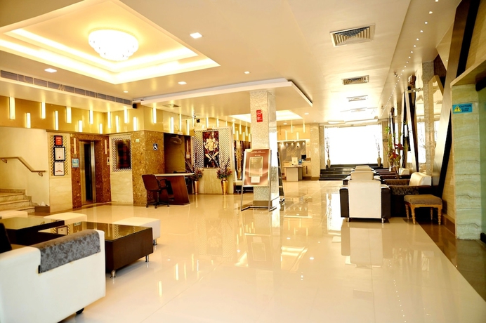 Imagen de los interiores del Hotel Citi Club. Foto 13