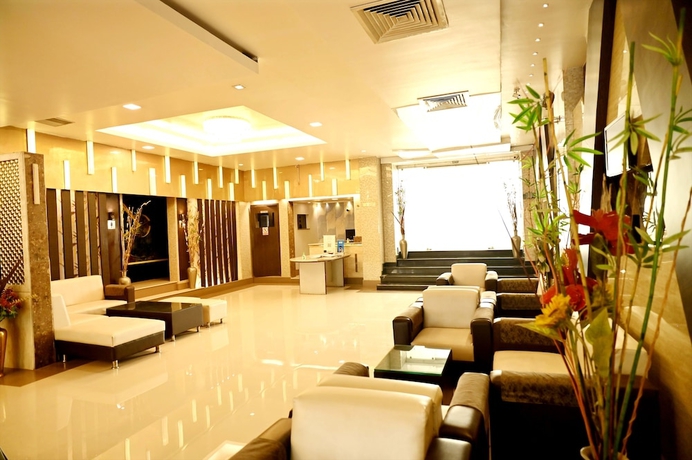 Imagen de los interiores del Hotel Citi Club. Foto 14