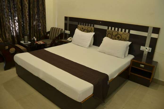 Imagen de la habitación del Hotel Citi Heights. Foto 9