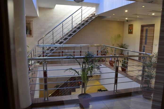 Imagen de los interiores del Hotel Citi Heights. Foto 18