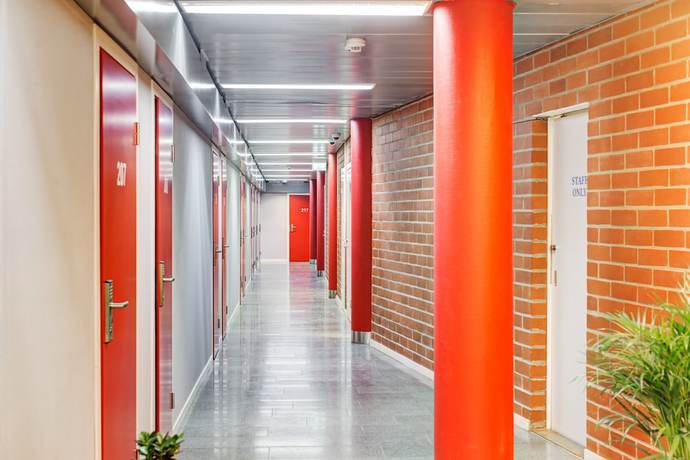 Imagen de los interiores del Hotel Citi Inn. Foto 17