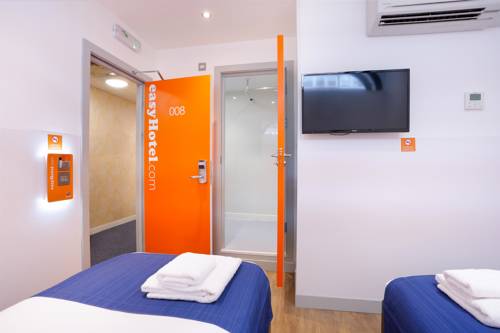 Imagen de la habitación del Hotel Citi Luton. Foto 10