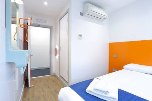 Imagen de la habitación del Hotel Citi Luton. Foto 14