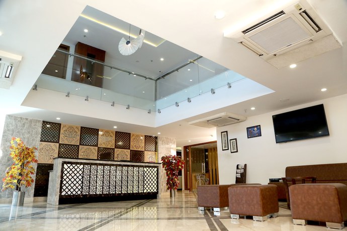 Imagen de los interiores del Hotel Citi Palaza. Foto 20