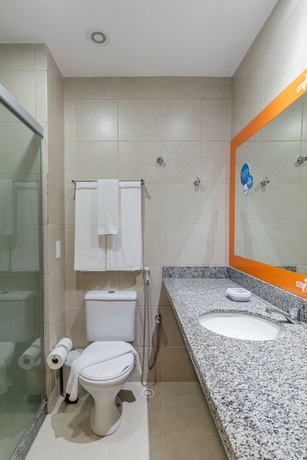 Imagen de la habitación del Hotel Citi Residence. Foto 15