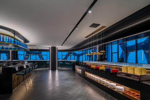 Imagen general del Hotel CitiGO Shenzhen Shekou Cruise Center Seaview. Foto 8