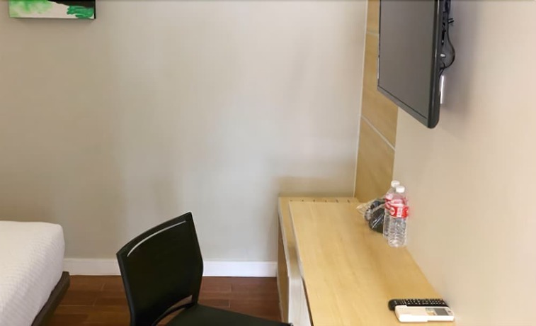 Imagen de la habitación del Hotel Citihub @kediri. Foto 7