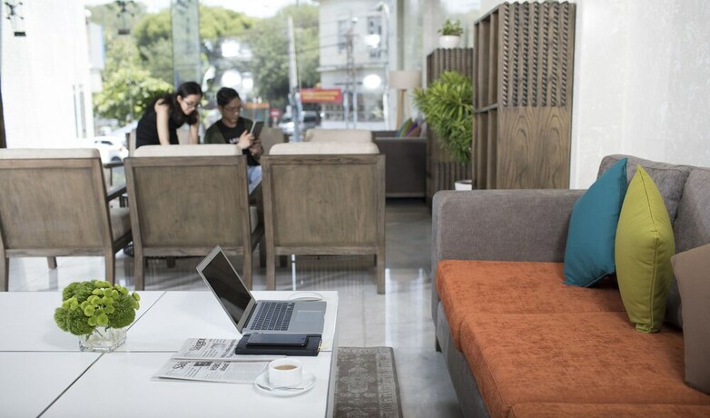 Imagen del bar/restaurante del Hotel Cititel Parkview Saigon. Foto 5