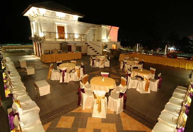 Imagen de los exteriores del Hotel Citizen, Mumbai. Foto 7