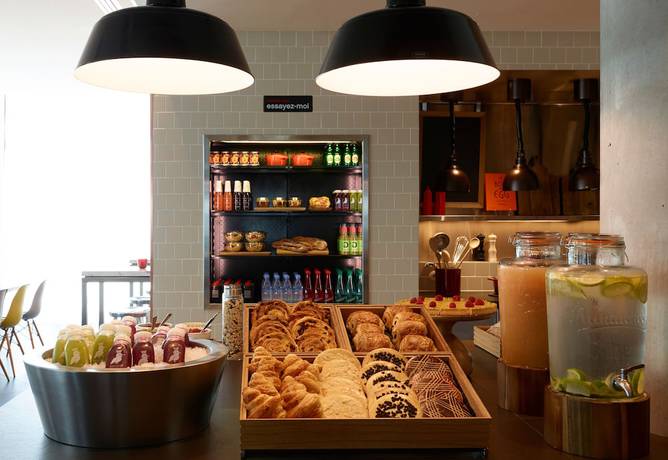 Imagen del bar/restaurante del Hotel CitizenM Paris la Défense. Foto 9