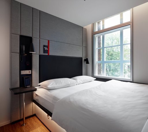 Imagen de la habitación del Hotel Citizenm Amstel Amsterdam. Foto 7