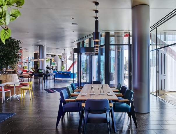Imagen de los interiores del Hotel Citizenm Menlo Park. Foto 13