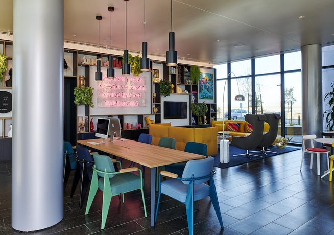 Imagen de los interiores del Hotel Citizenm Menlo Park. Foto 16