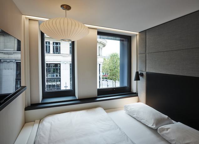 Imagen de la habitación del Hotel Citizenm Paris Champs-Élysées. Foto 19
