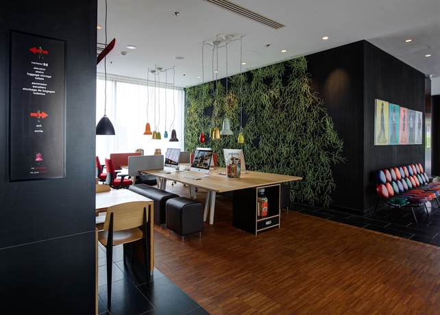 Imagen de los interiores del Hotel Citizenm Paris Charles De Gaulle. Foto 12