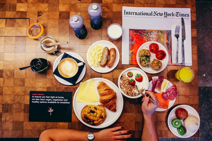 Imagen del bar/restaurante del Hotel Citizenm Paris Opera. Foto 4